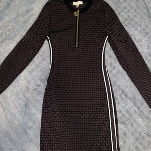 Michael Kors- Long Sleeve Printed Dress